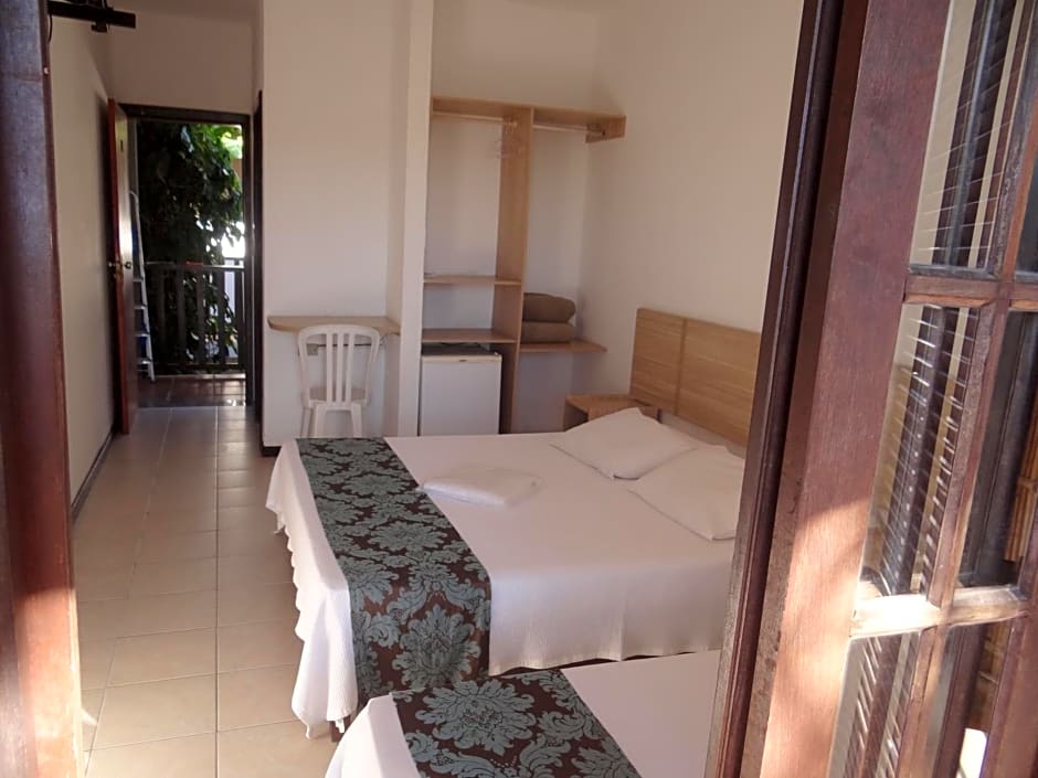 Golfinho Plaza Hotel