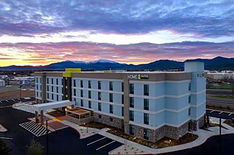 Home2 Suites by Hilton Redding