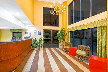 Days Inn by Wyndham Florence/I-95 North