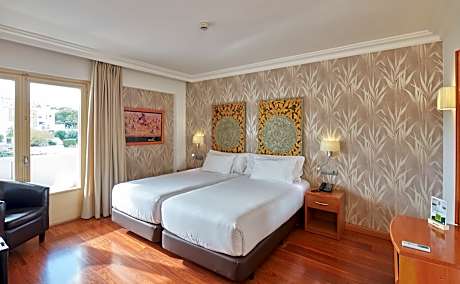 CLASSIC TWIN ROOM SINGLE USE WITH BALCONY