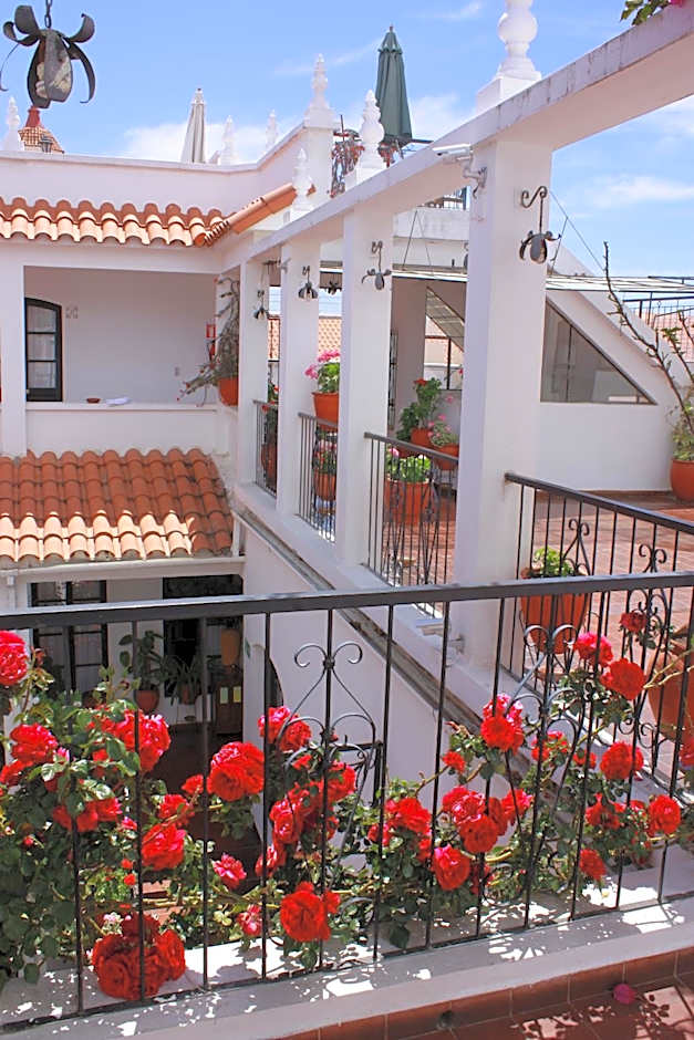 El Hotel de Su Merced