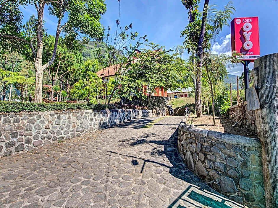Hotel O Villa Inn App Trawas Bintaro Syariah