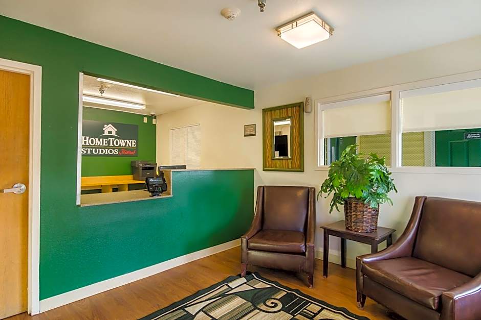 Hometowne Studios Lake Charles - Sulphur