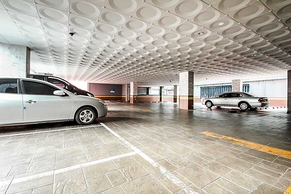 Jeonju Sinsigaji Hotel Pop