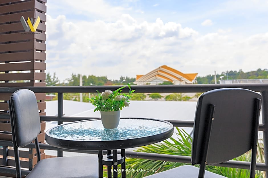 Baan Phor Phan Hotel