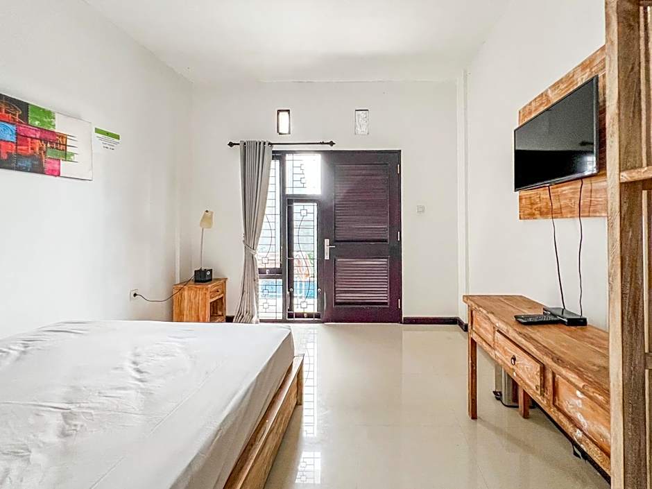 Kanha Homestay near Pantai Pandawa RedPartner