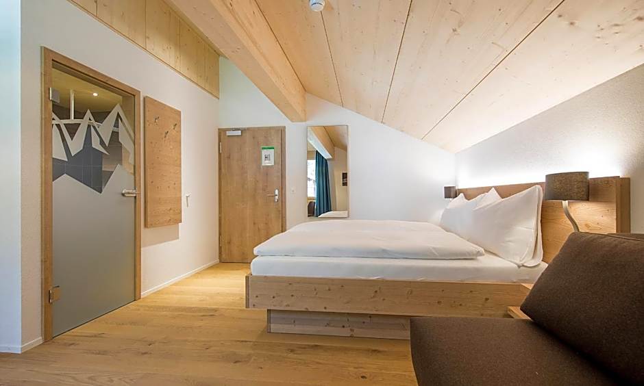 Berghotel Gadmer Lodge - dein Zuhause in den Bergen am Sustenpass im Berner Oberland