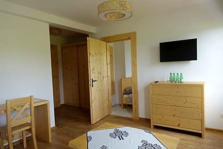 Deluxe Double Room with Living Room with Mountain View