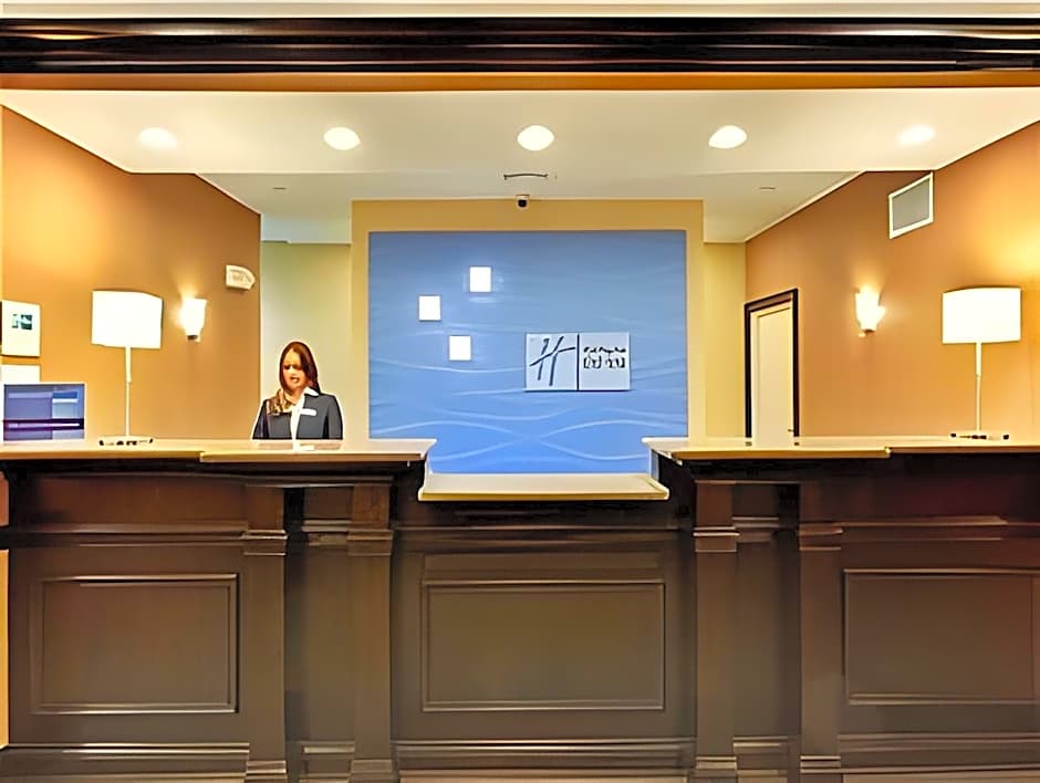 Holiday Inn Express Hotel & Suites Hamburg By IHG