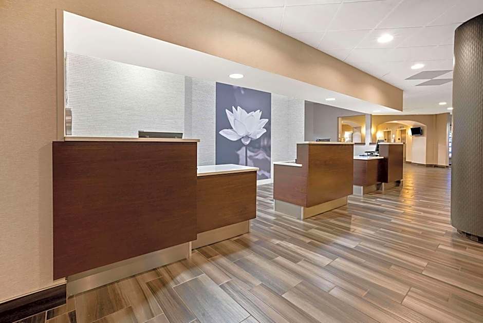 La Quinta Inn & Suites by Wyndham Tacoma Seattle