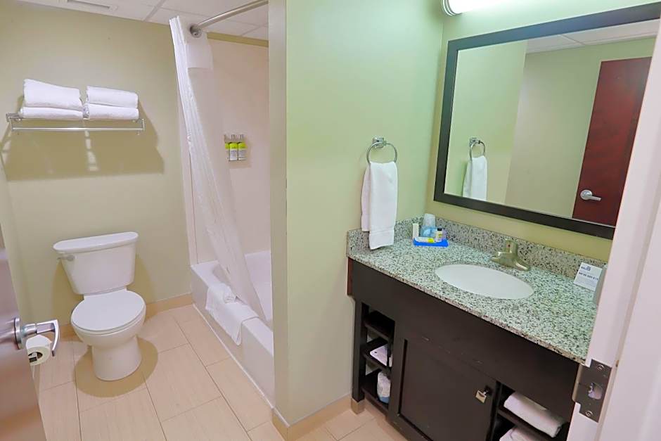 Holiday Inn Express Pittsburgh West - Greentree By IHG