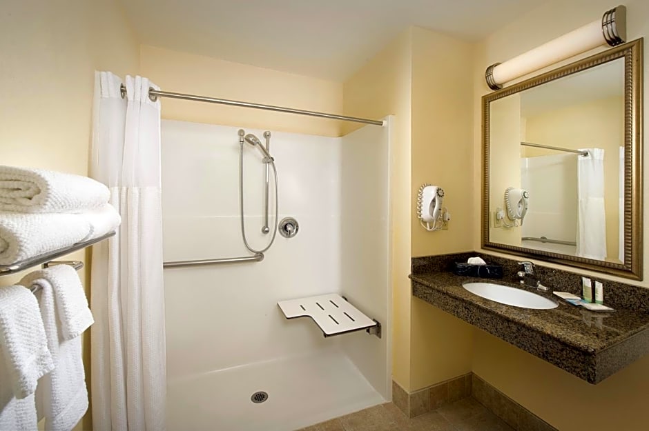 Staybridge Suites Baltimore BWI Airport, an IHG Hotel