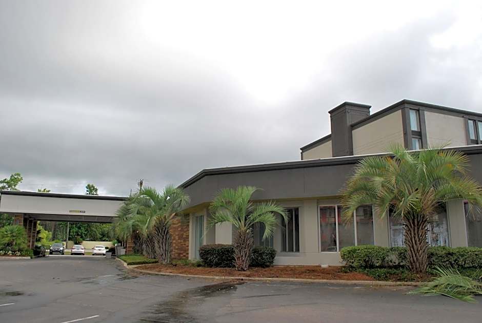 Wyndham Garden Summerville