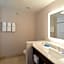 Holiday Inn Express & Suites Sarasota Bradenton