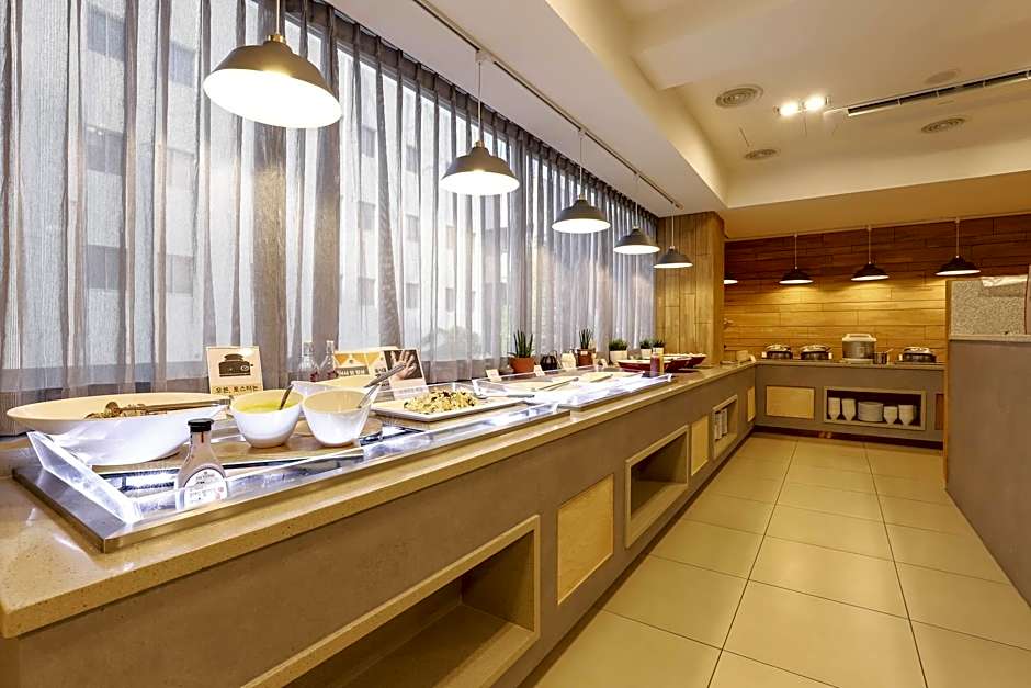 Dongdaegu Station Eastern Hotel