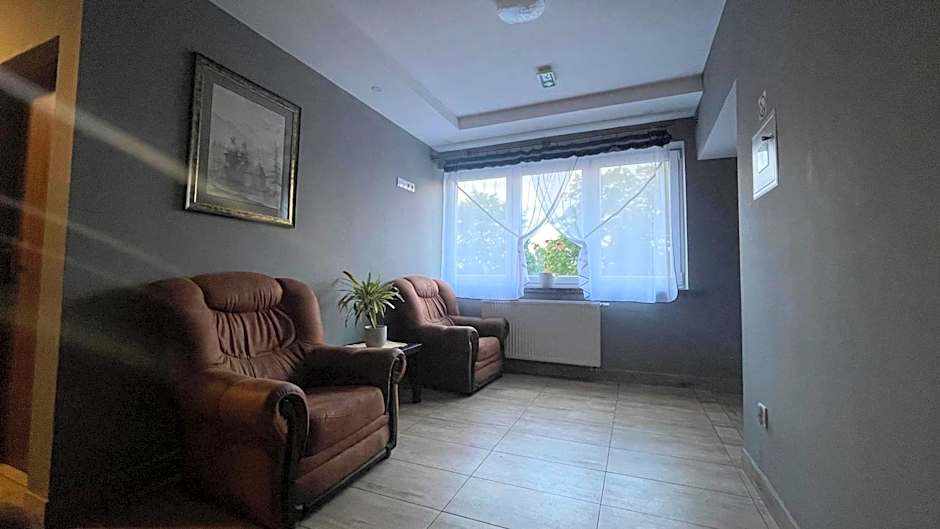 Aparthotel WADOWICE & Hostel GENERY