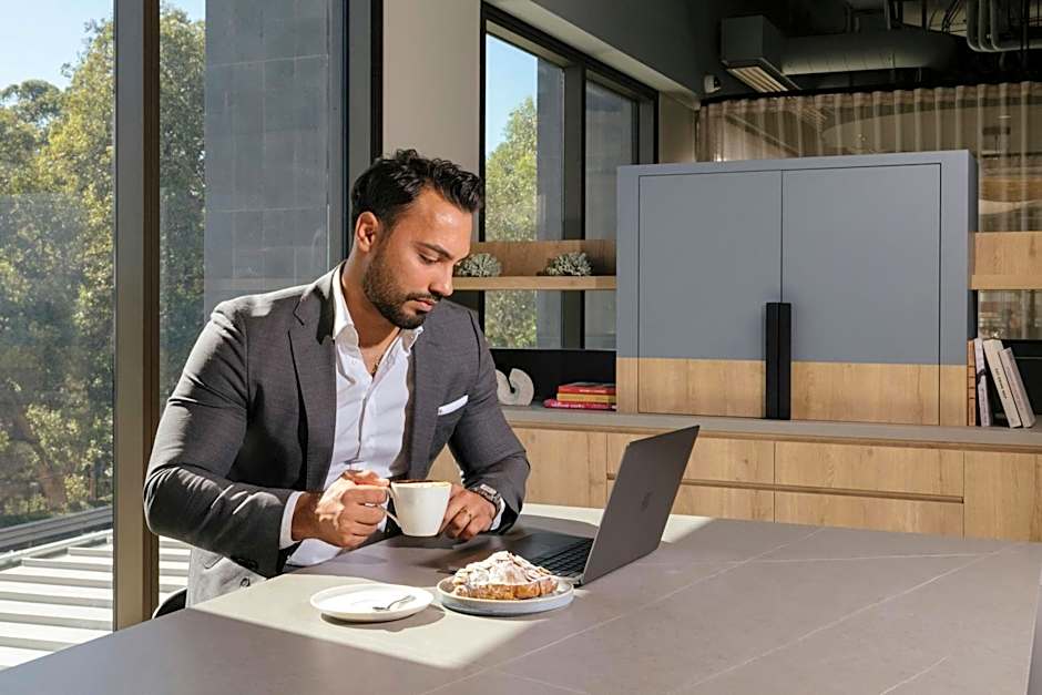 Courtyard by Marriott Perth, Murdoch