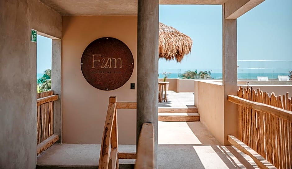 DOS MARES Barefoot Hotel