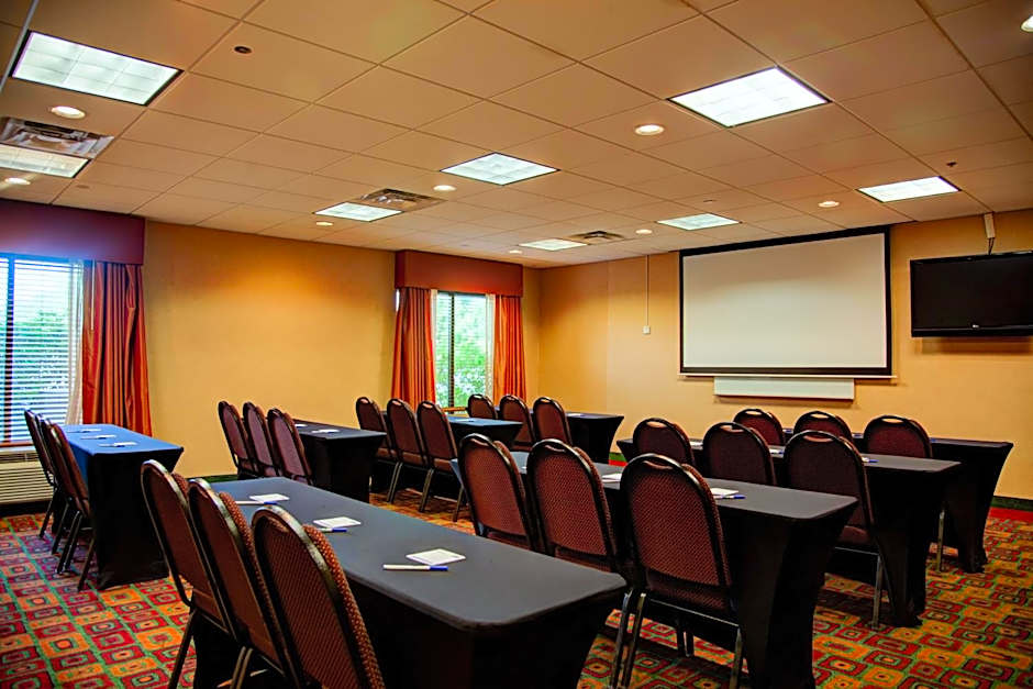 Holiday Inn Express Tyler South By IHG