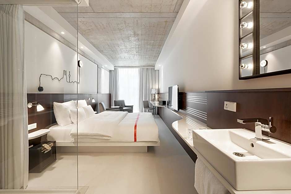 Ruby Ella Hotel Cologne