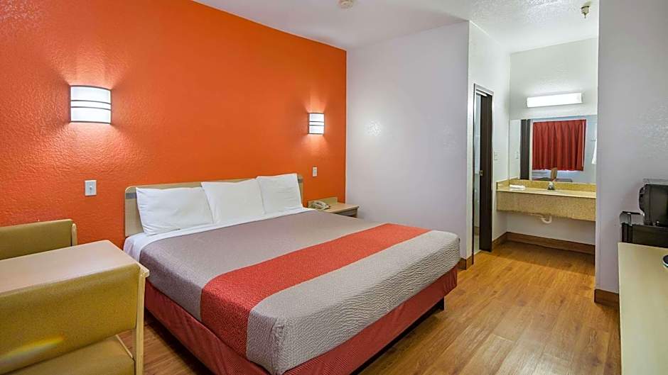 Americas Best Value Inn & Suites Humble