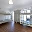 The 17 Party Hostel