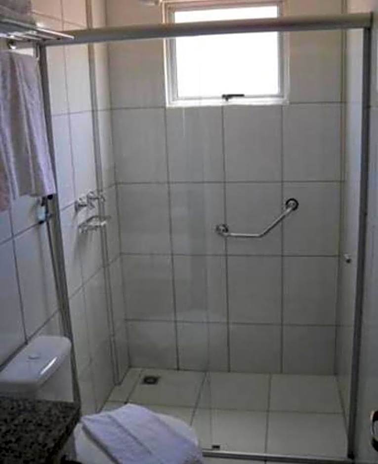 No GOLDEN DOLPHIN EXPRESS VOCÊ IRÁ TER MOMENTOS ESPETACULARES!