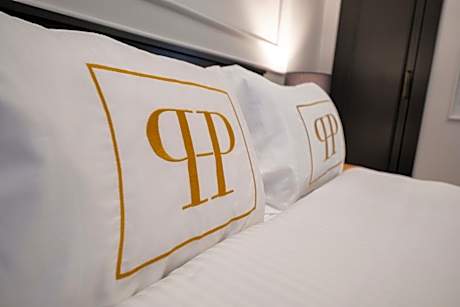 Superior Family Room