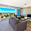 Silvershore Apartments on the Broadwater