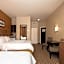 Holiday Inn Express & Suites Tremblant By IHG