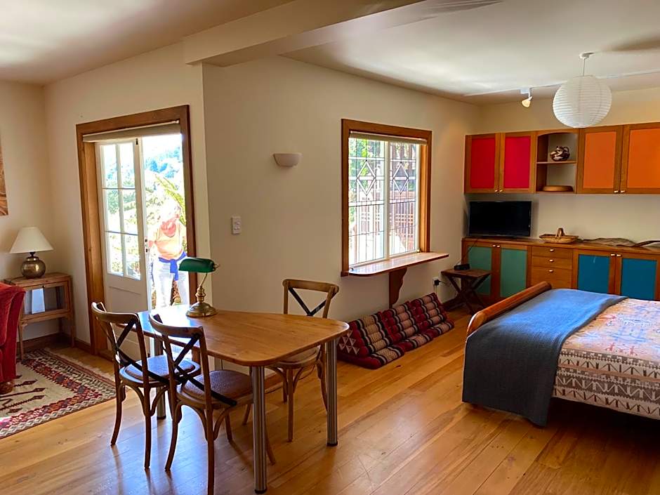 Joya Garden & Villa Studios