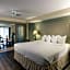 1000 Islands Harbor Hotel