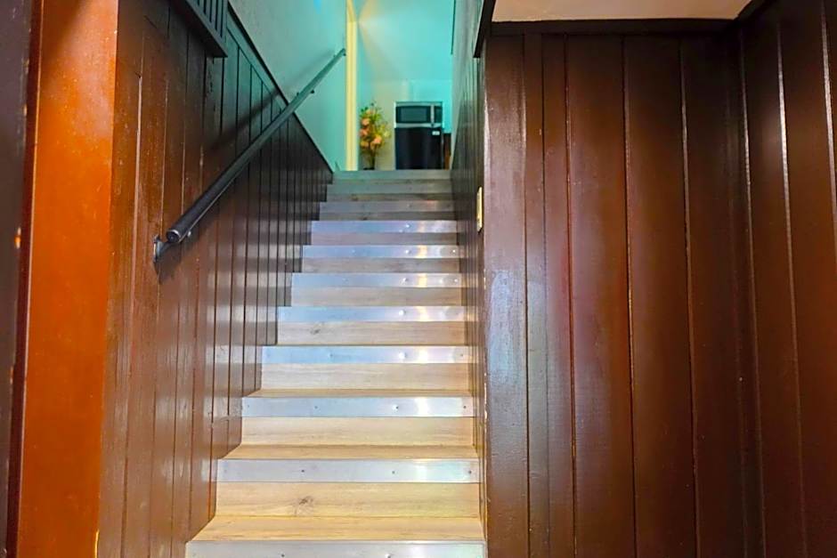 Sleepy Hollow Cabins and Hotel