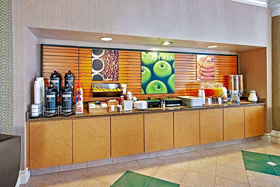 La Quinta Inn & Suites by Wyndham Albuquerque West