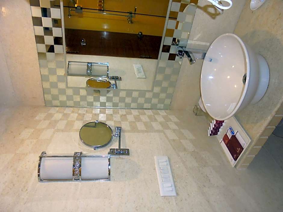 Lords Plaza-Ankleshwar