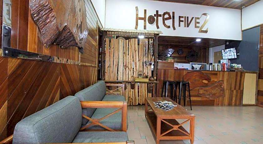 OYO 210 Hotel Five 2