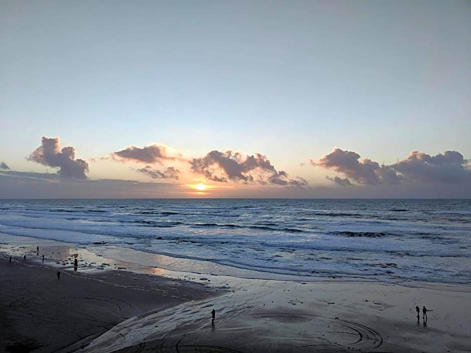 Seagull Beachfront Inn