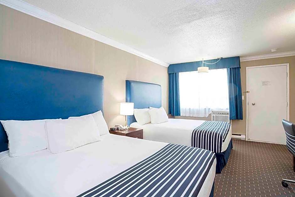 Sandman Inn Blue River