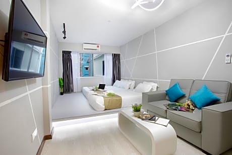 Futuristic Junior Suite