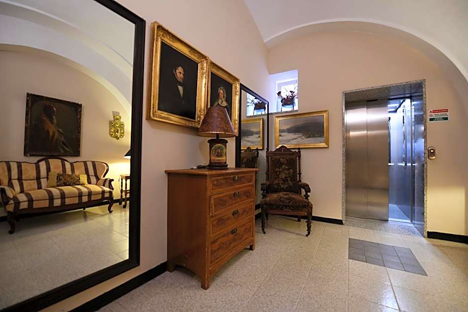 Hotel Villa Maria & Apartment