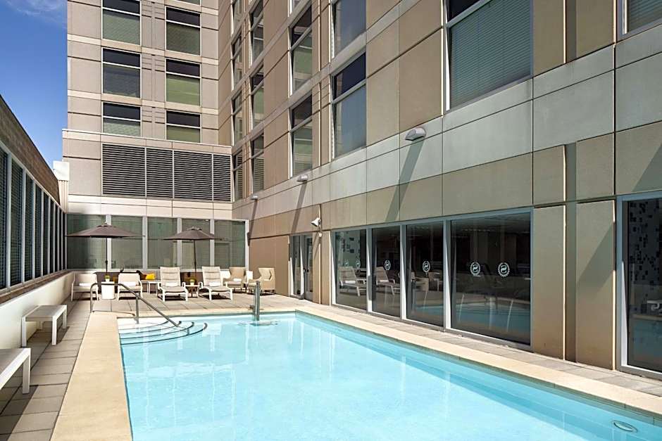 Sheraton Grand Sacramento Hotel