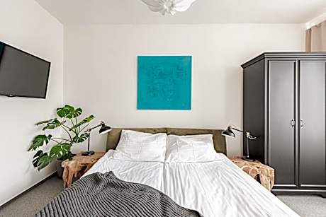 Economy Triple Room