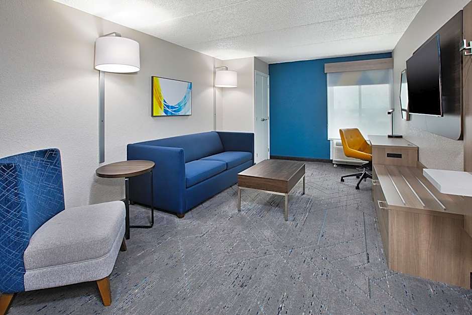 Holiday Inn Express & Suites Eden Prairie  Minneapolis By IHG