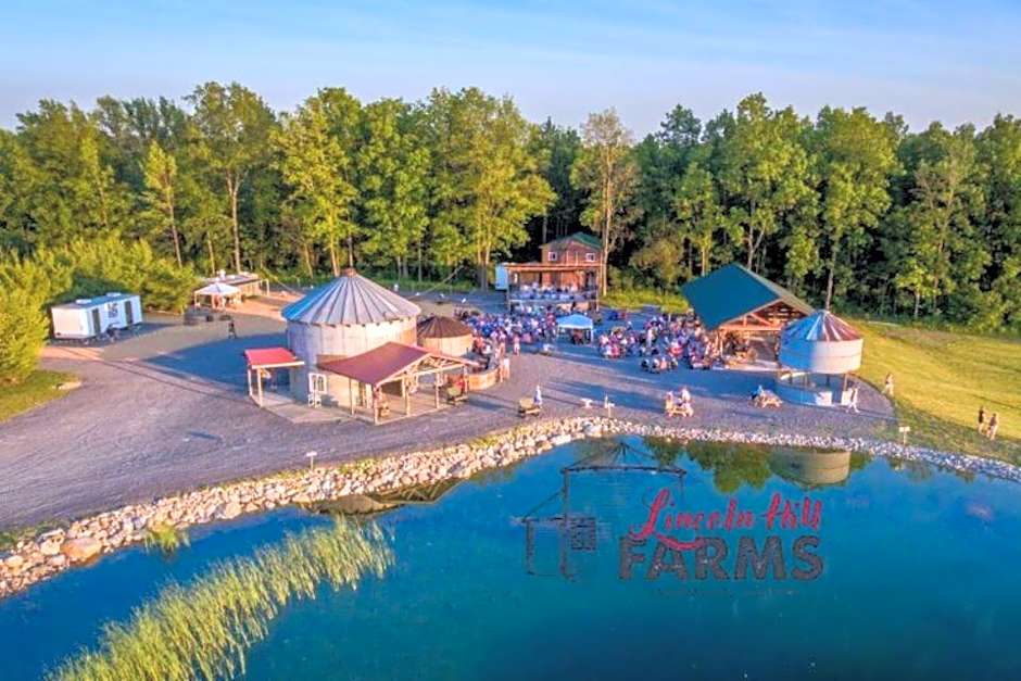 Econo Lodge Inn & Suites Canandaigua - Fingers Lake Area