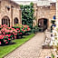 Cave Castle Hotel