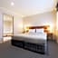 Canberra Parklands Central Apartment Hotel
