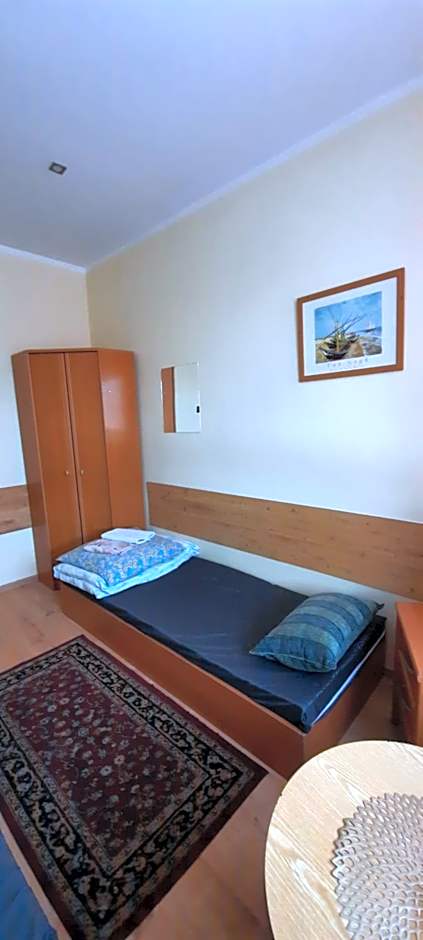 Noclegi-Zajazd"Mieszko"