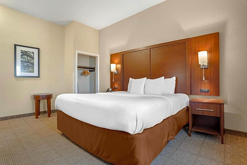 Comfort Suites Monroe