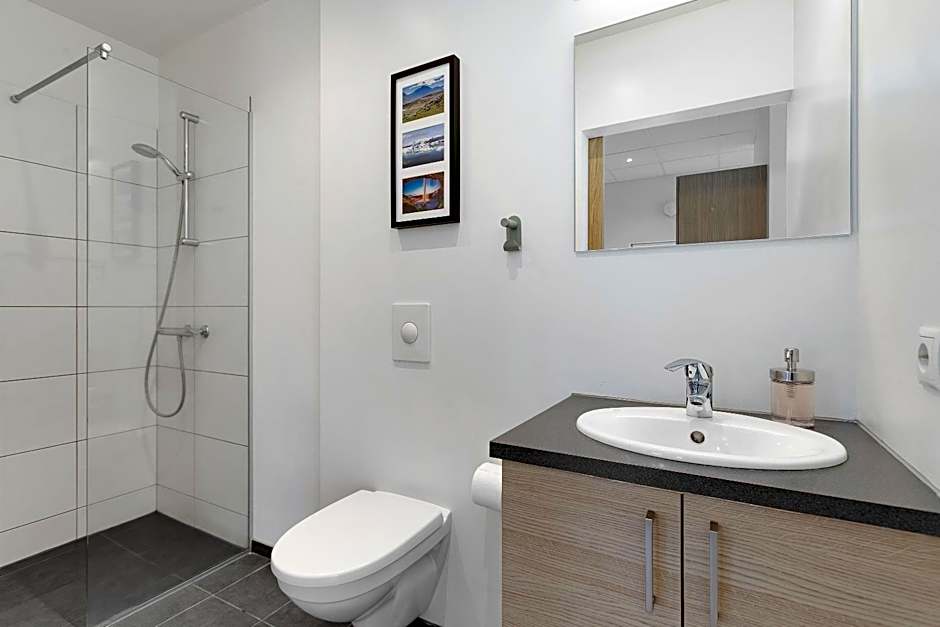 Blue Mountain Apartments by Heimaleiga