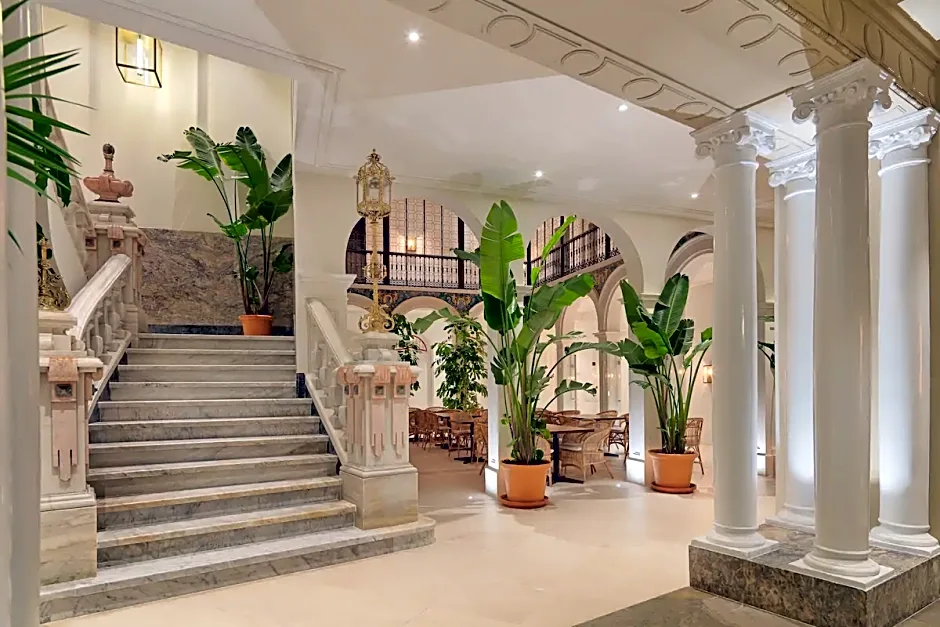 H10 Palacio Colomera